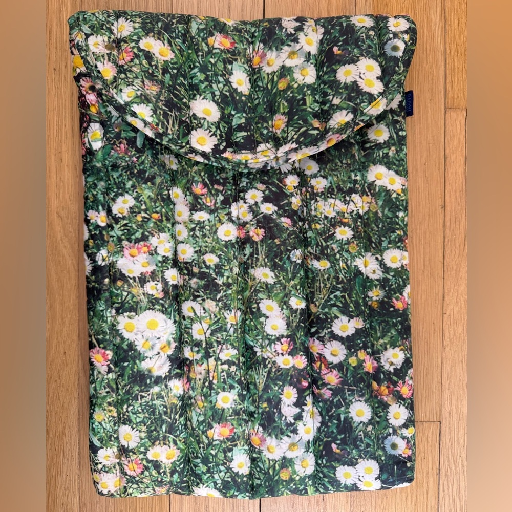 BAGGU Floral Puffy Laptop Sleeve 16"
